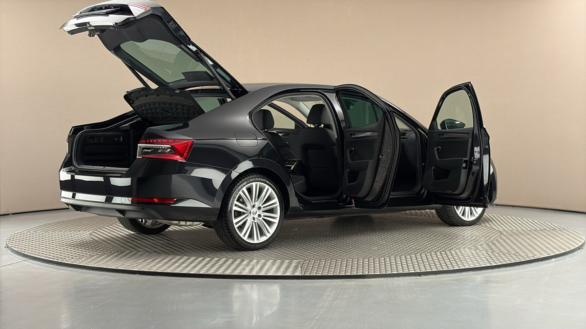 Škoda Superb - 6