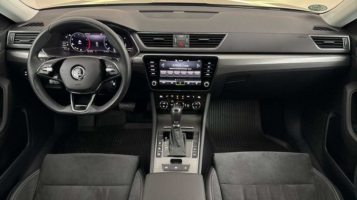 Škoda Superb - 8