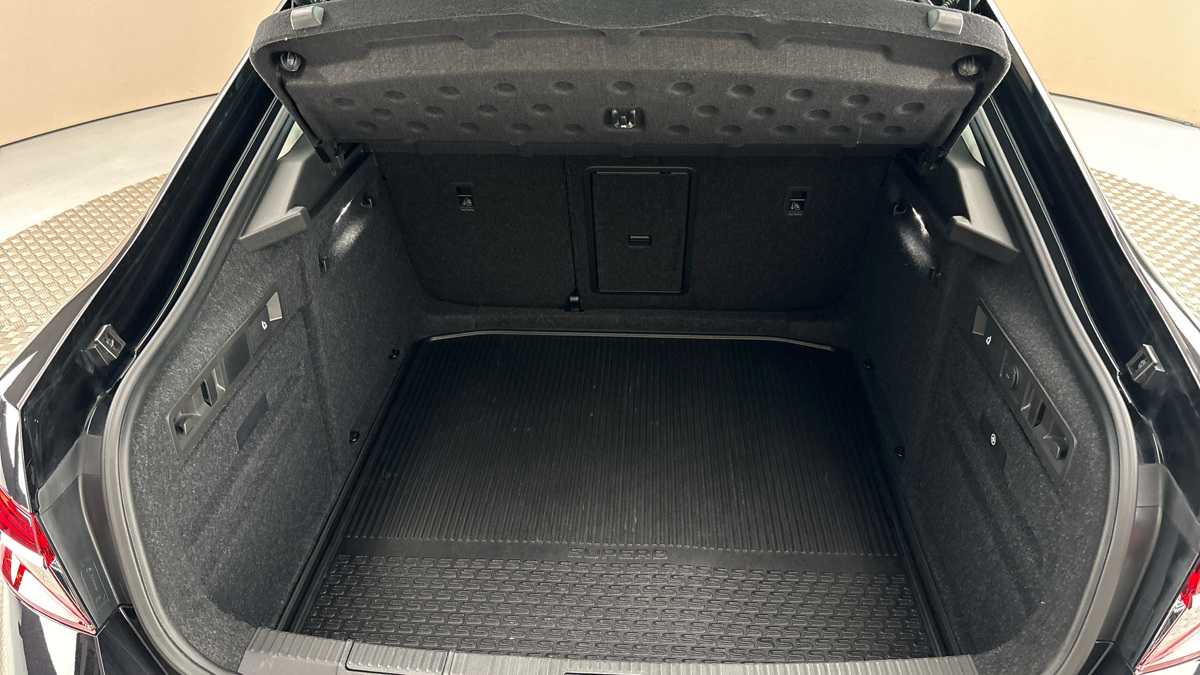 Škoda Superb - 17