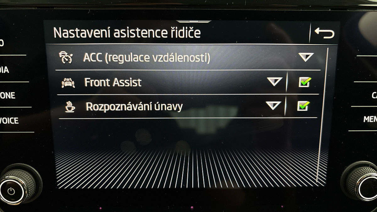 Škoda Superb - 27