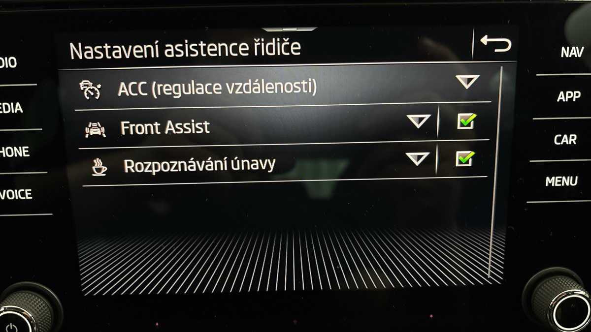 Škoda Karoq - 24