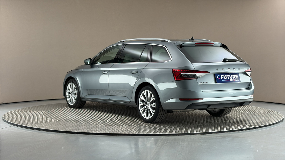 Škoda Superb - 2
