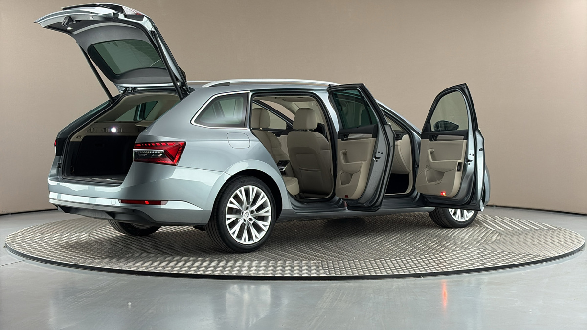 Škoda Superb - 6