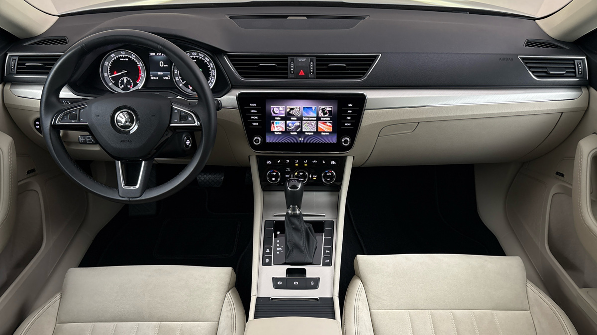 Škoda Superb - 8