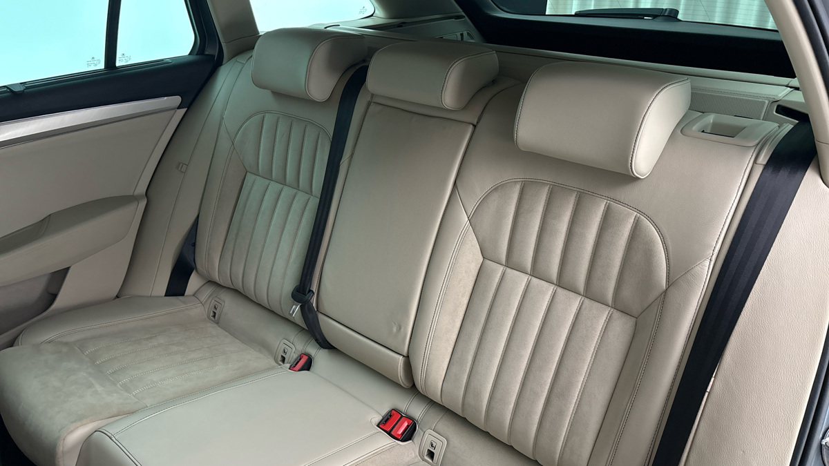 Škoda Superb - 16