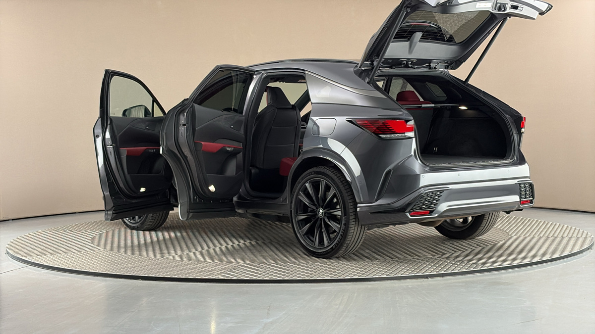 Lexus RX - 7
