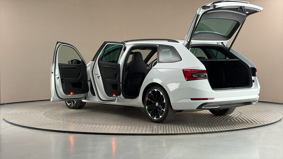 Škoda Superb - 7