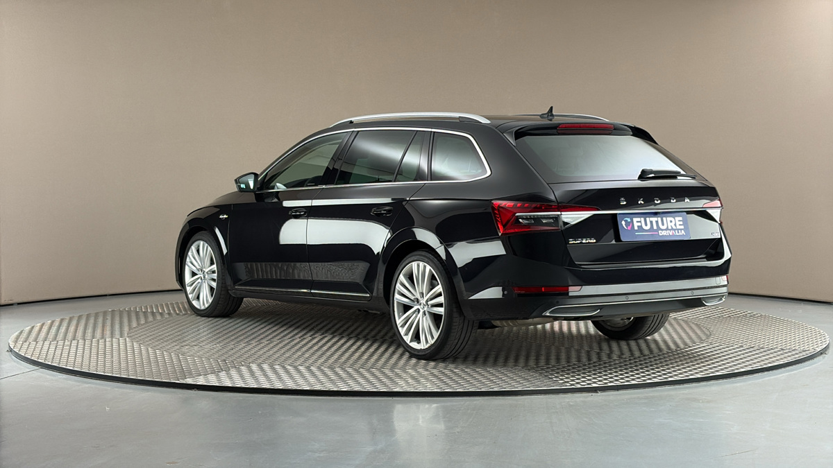 Škoda Superb - 2