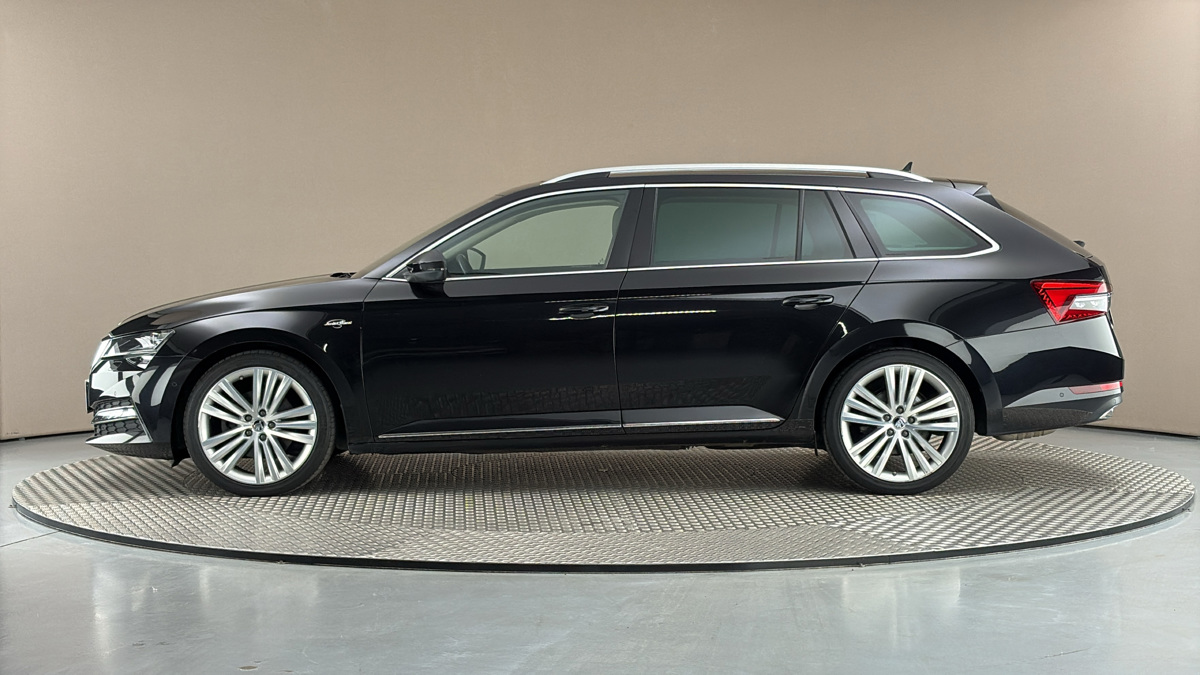 Škoda Superb - 4