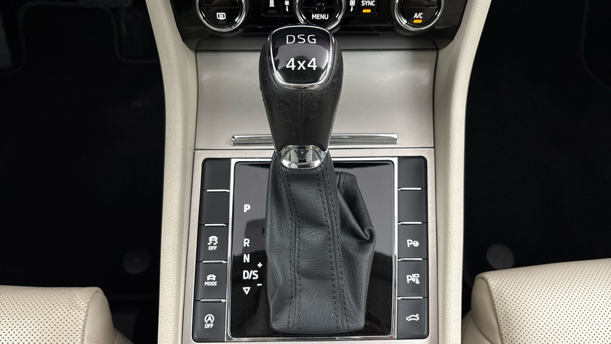 Škoda Superb - 28