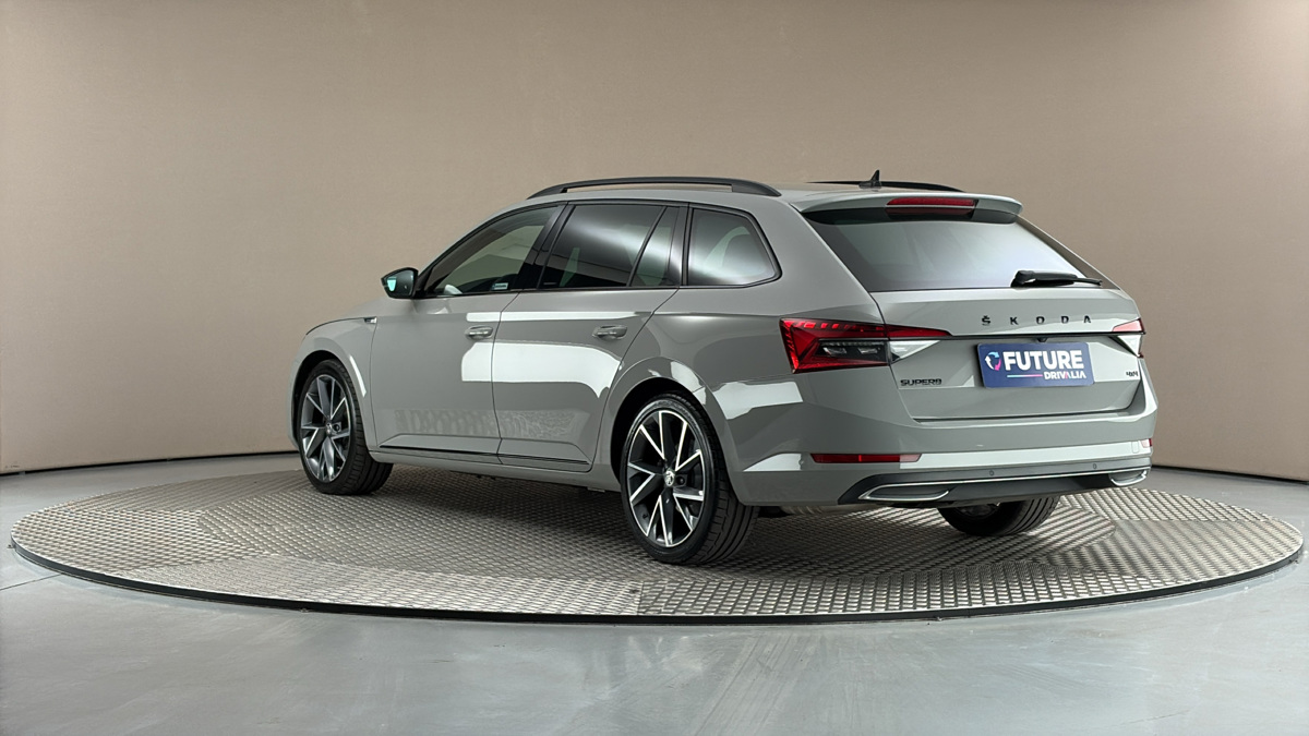 Škoda Superb - 2