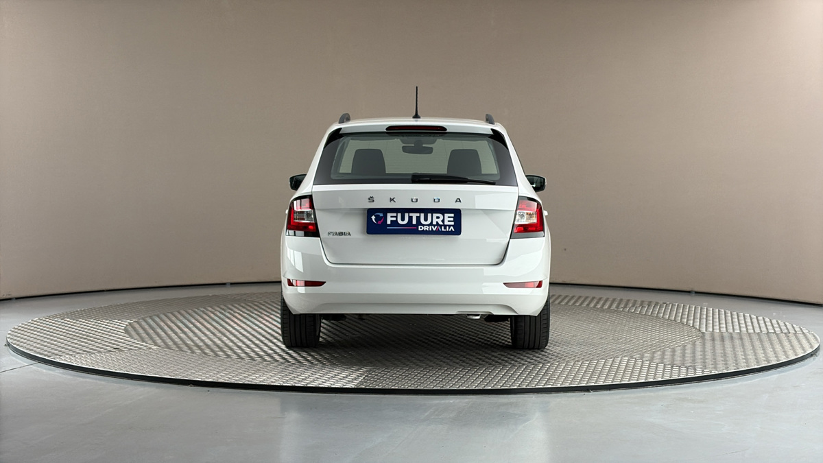 Škoda Fabia - 5