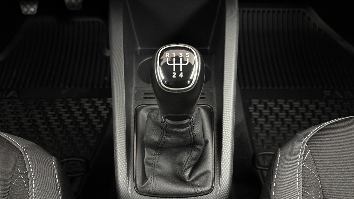 Škoda Fabia - 23