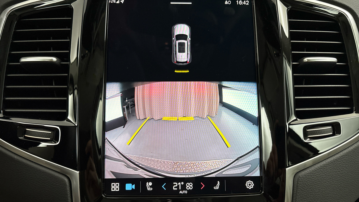 Volvo XC90 - 12