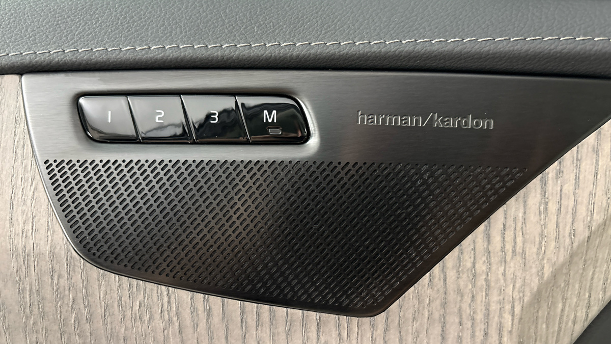 Volvo XC90 - 25