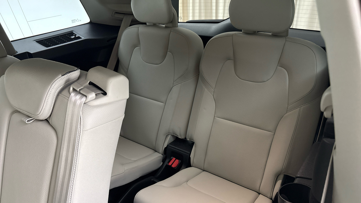 Volvo XC90 - 30