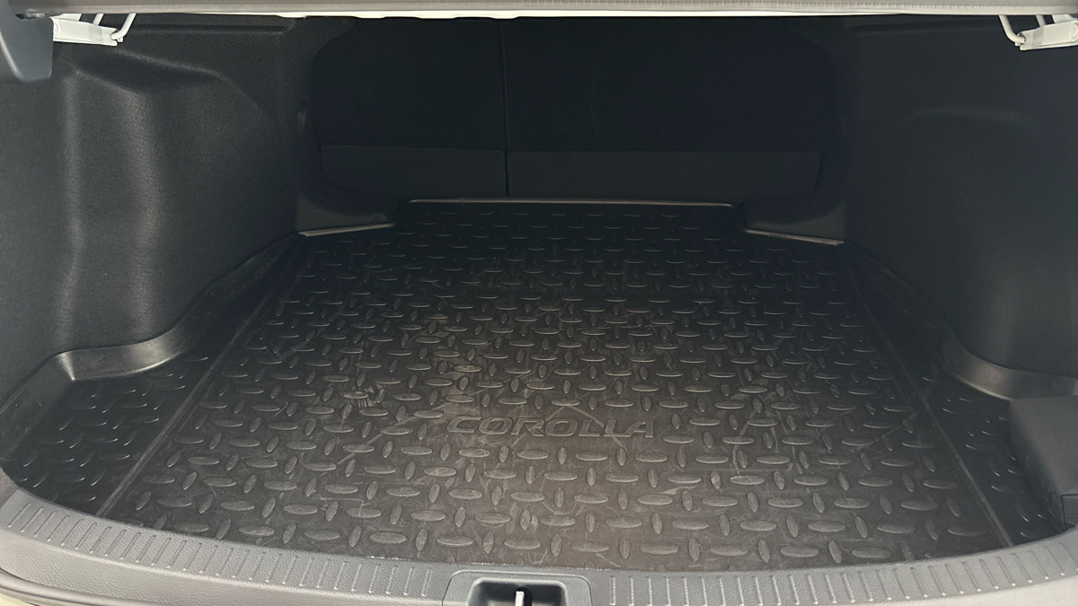 Toyota Corolla - 17