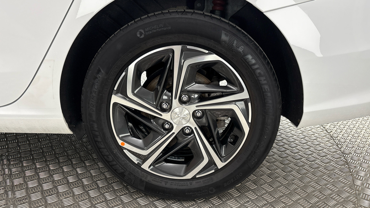 Hyundai i30 - 19