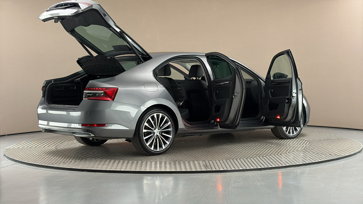 Škoda Superb - 6