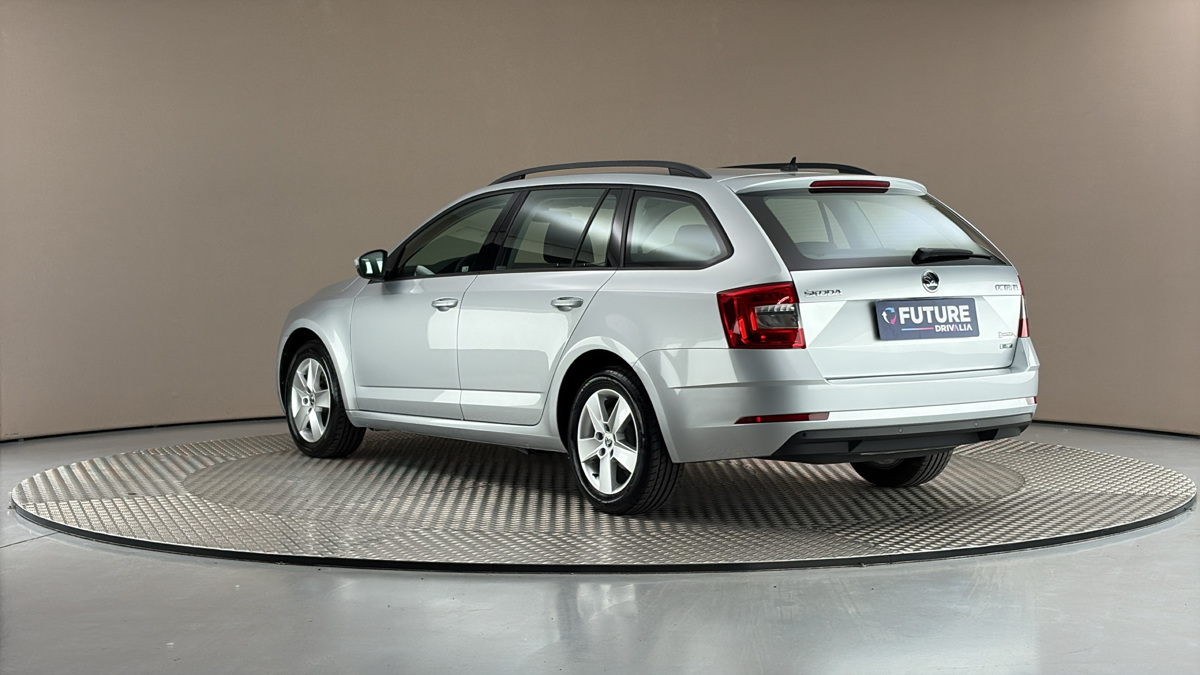 Škoda Octavia - 2
