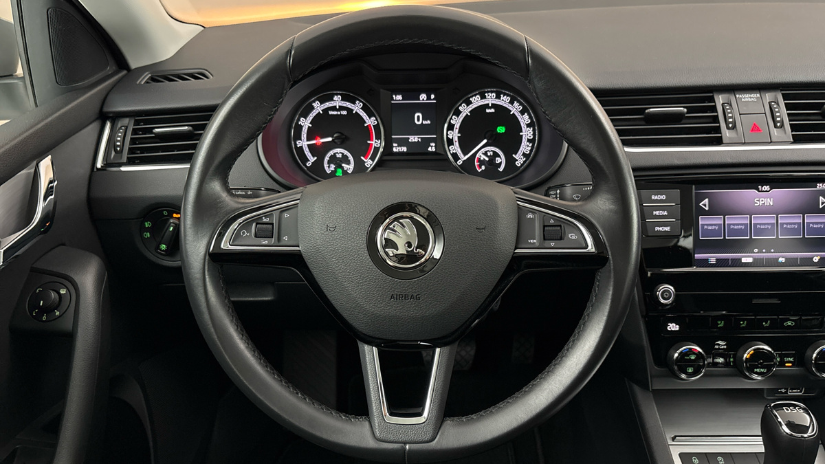 Škoda Octavia - 9