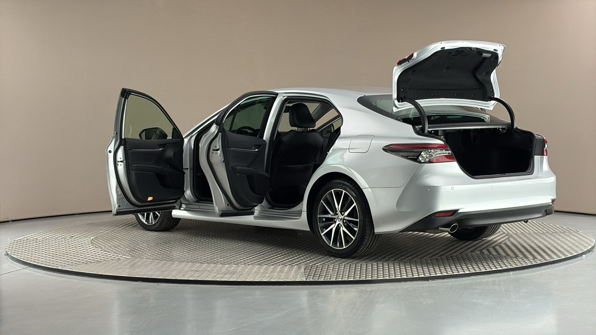 Toyota Camry - 7