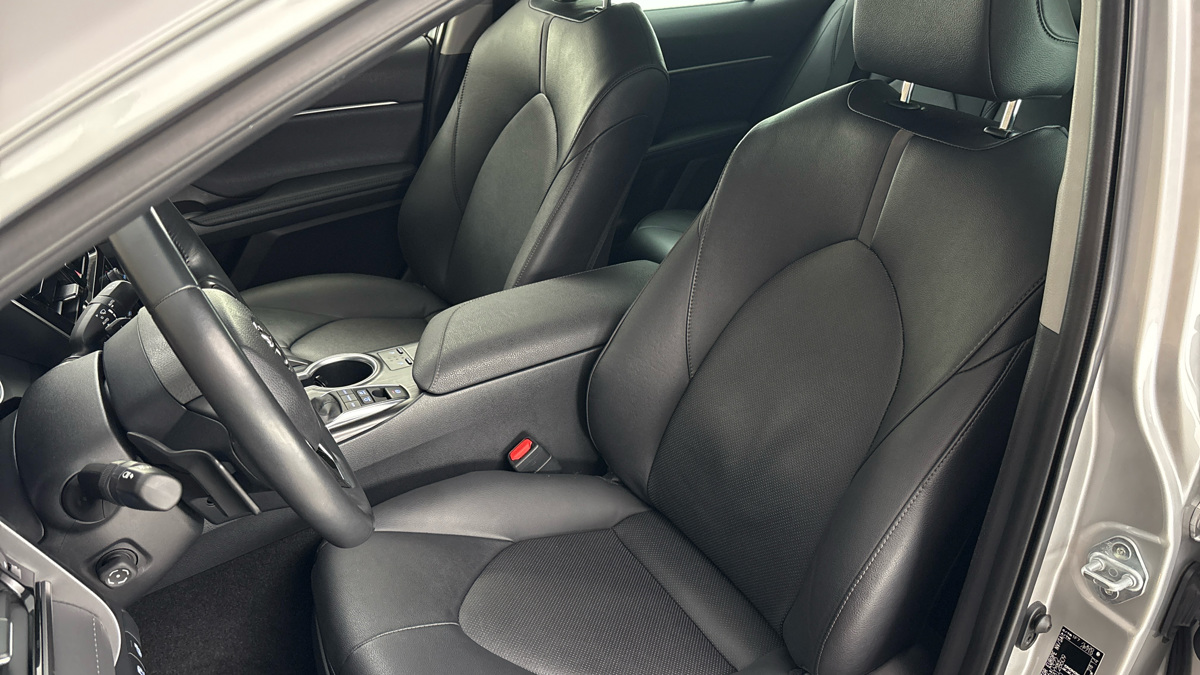 Toyota Camry - 15