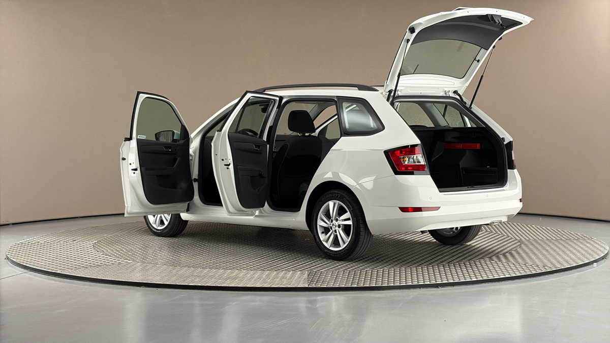 Škoda Fabia - 7