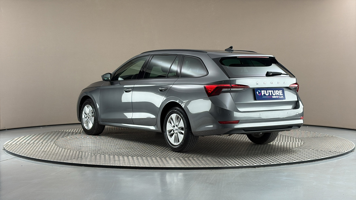 Škoda Octavia - 2