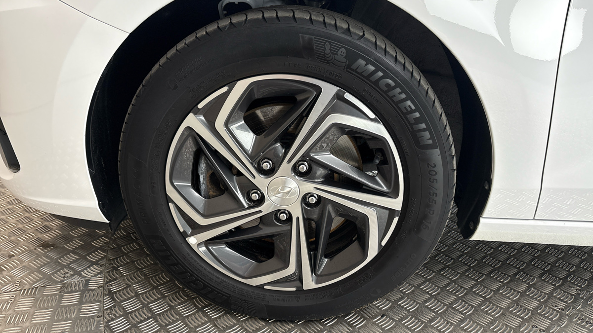 Hyundai i30 - 19