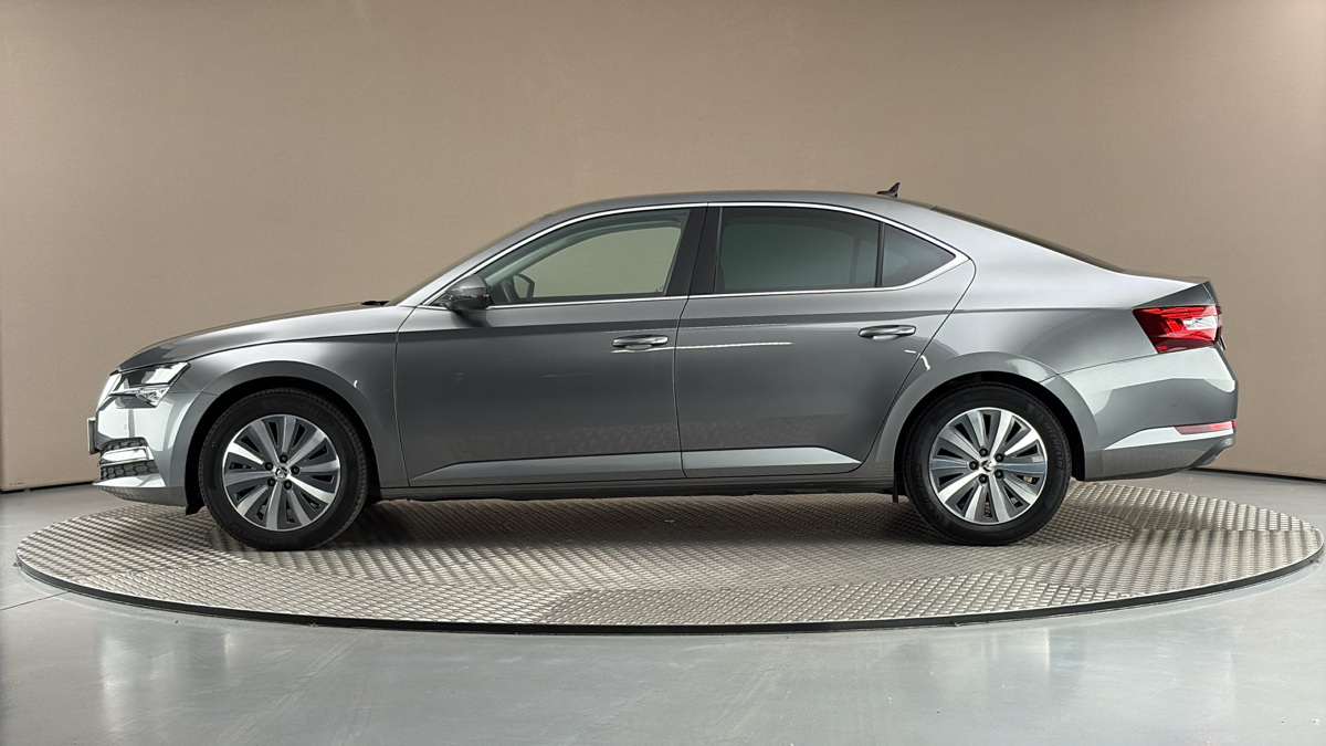 Škoda Superb - 4