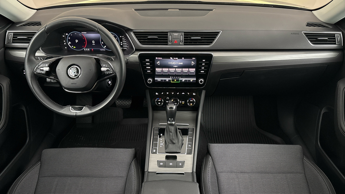 Škoda Superb - 8