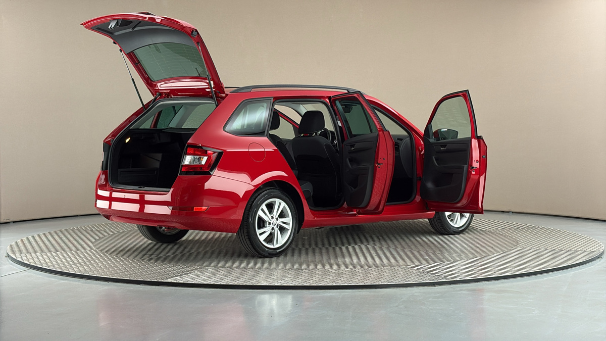 Škoda Fabia - 6