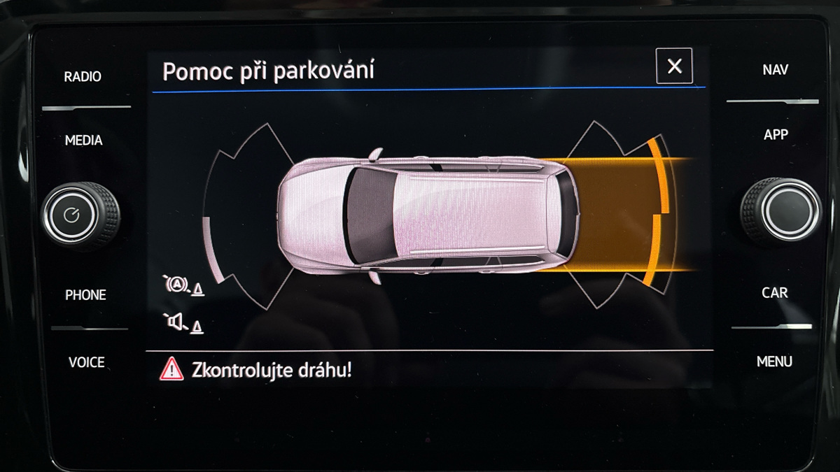 Volkswagen Passat - 12