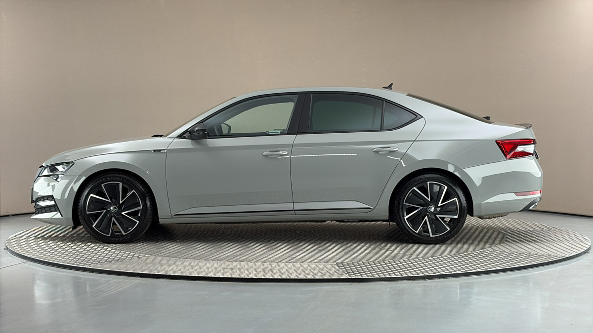 Škoda Superb - 4