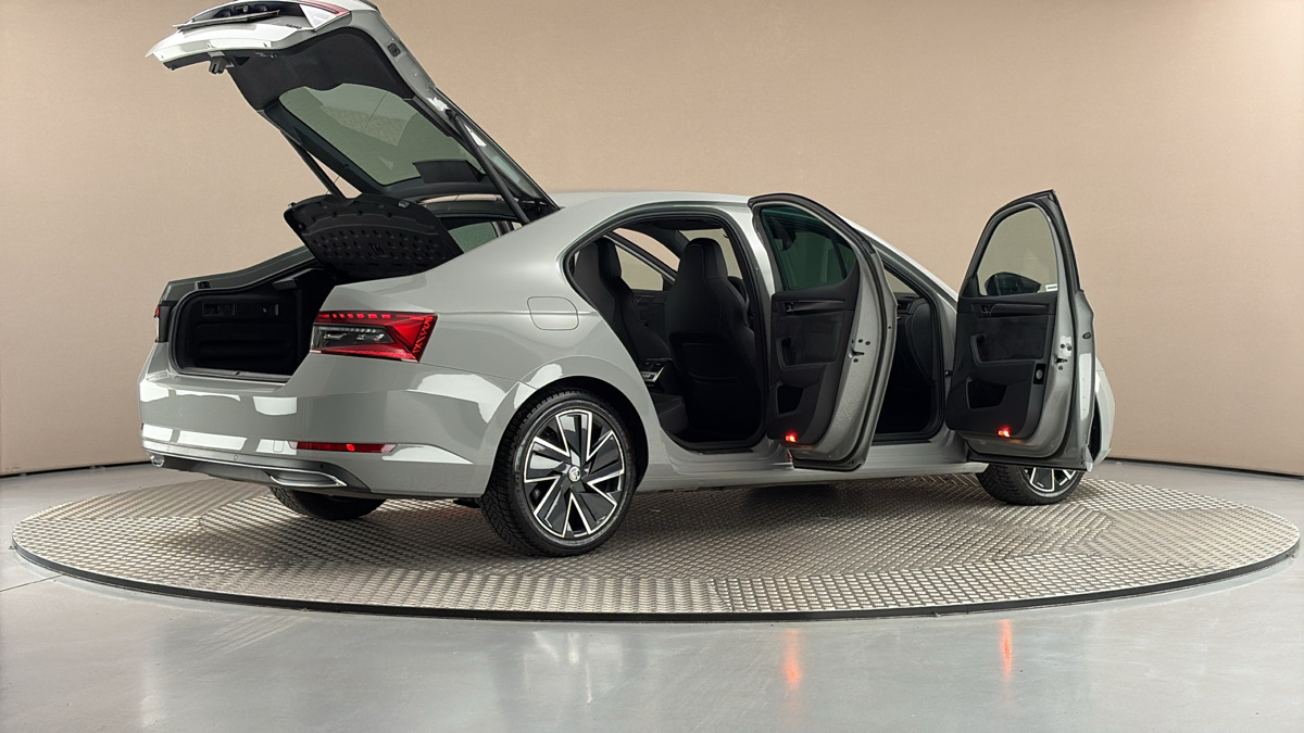 Škoda Superb - 6