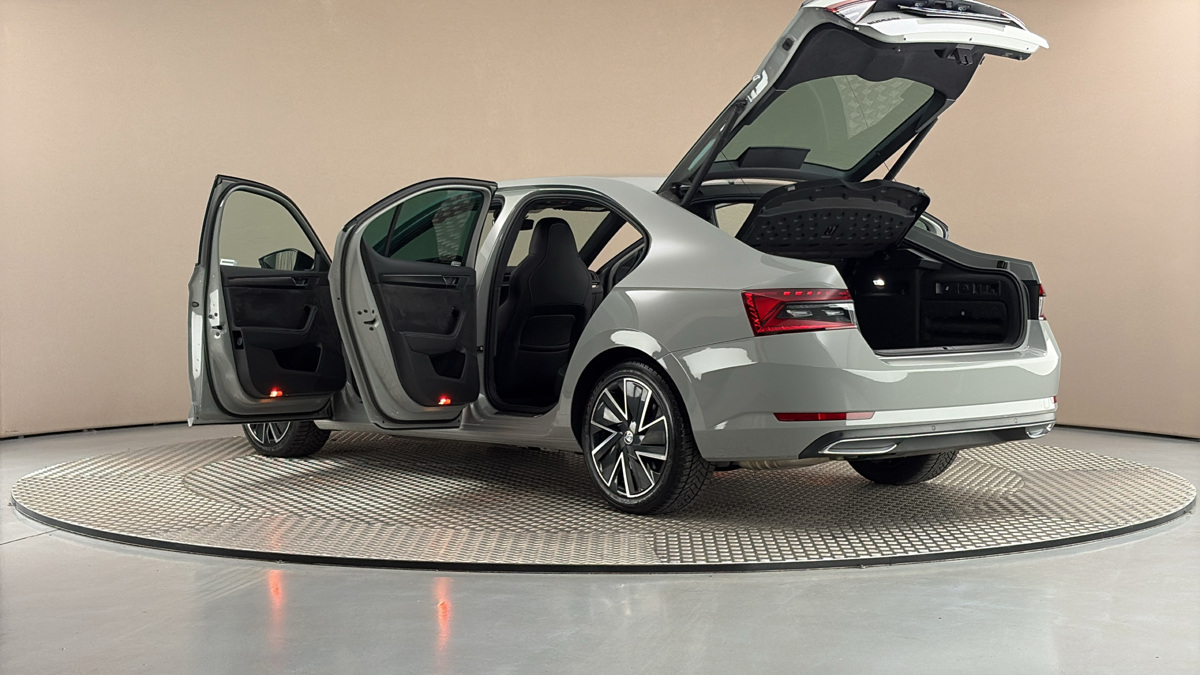 Škoda Superb - 7