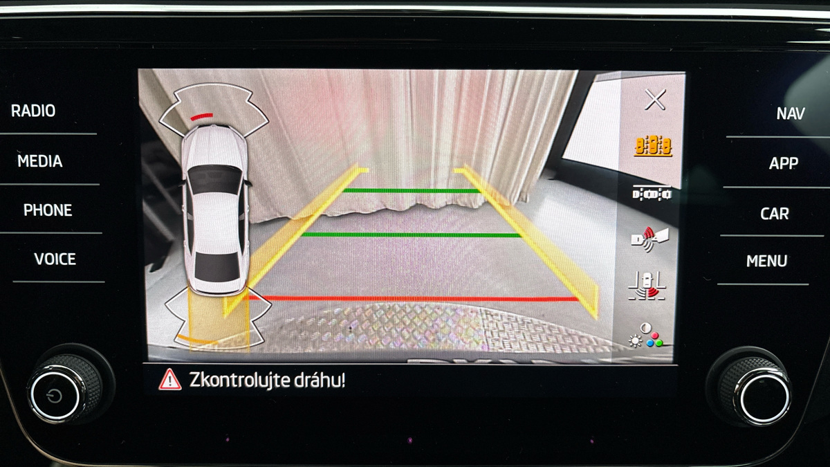 Škoda Superb - 12