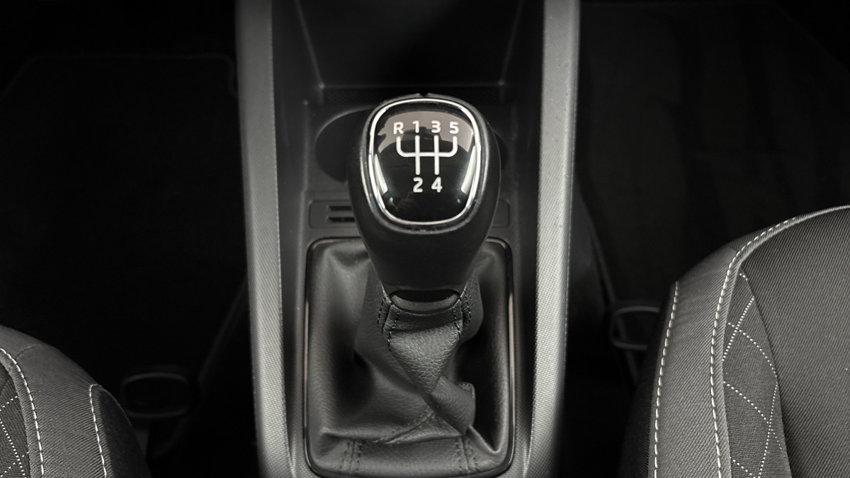 Škoda Fabia - 23