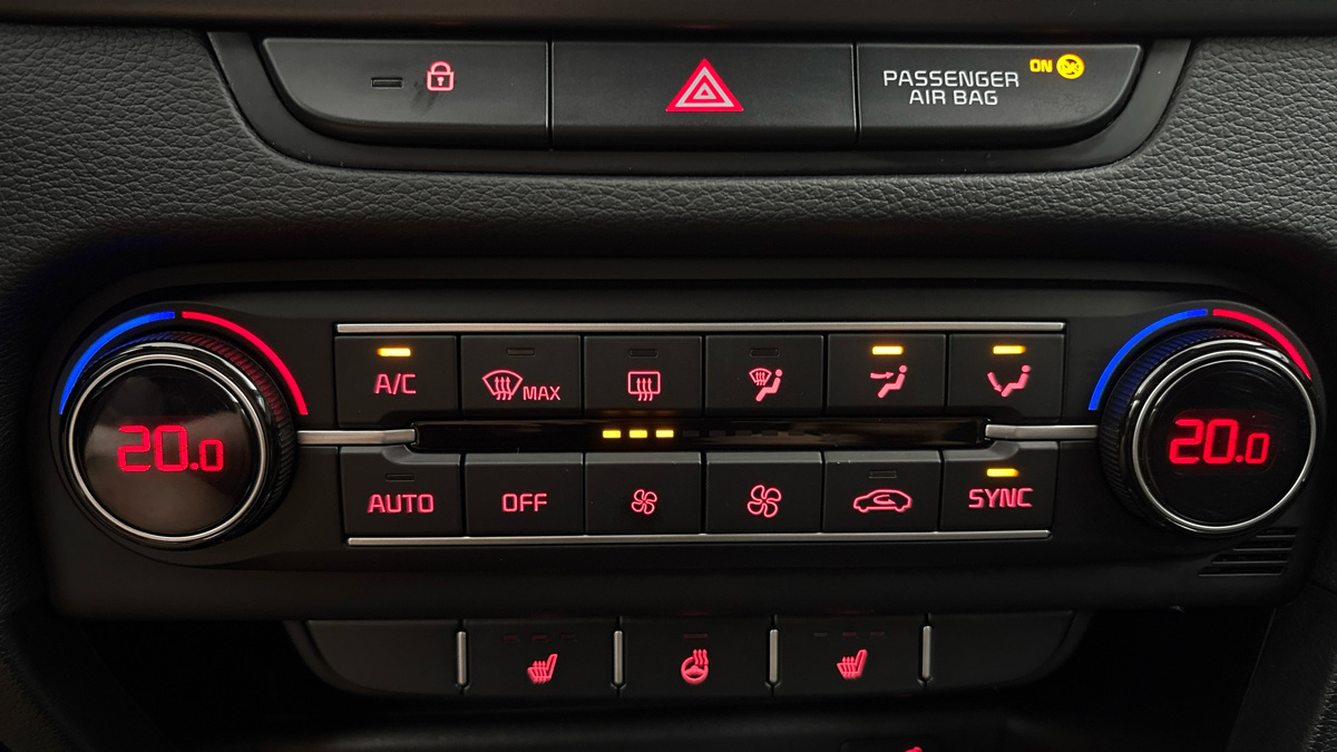 Kia Ceed - 13