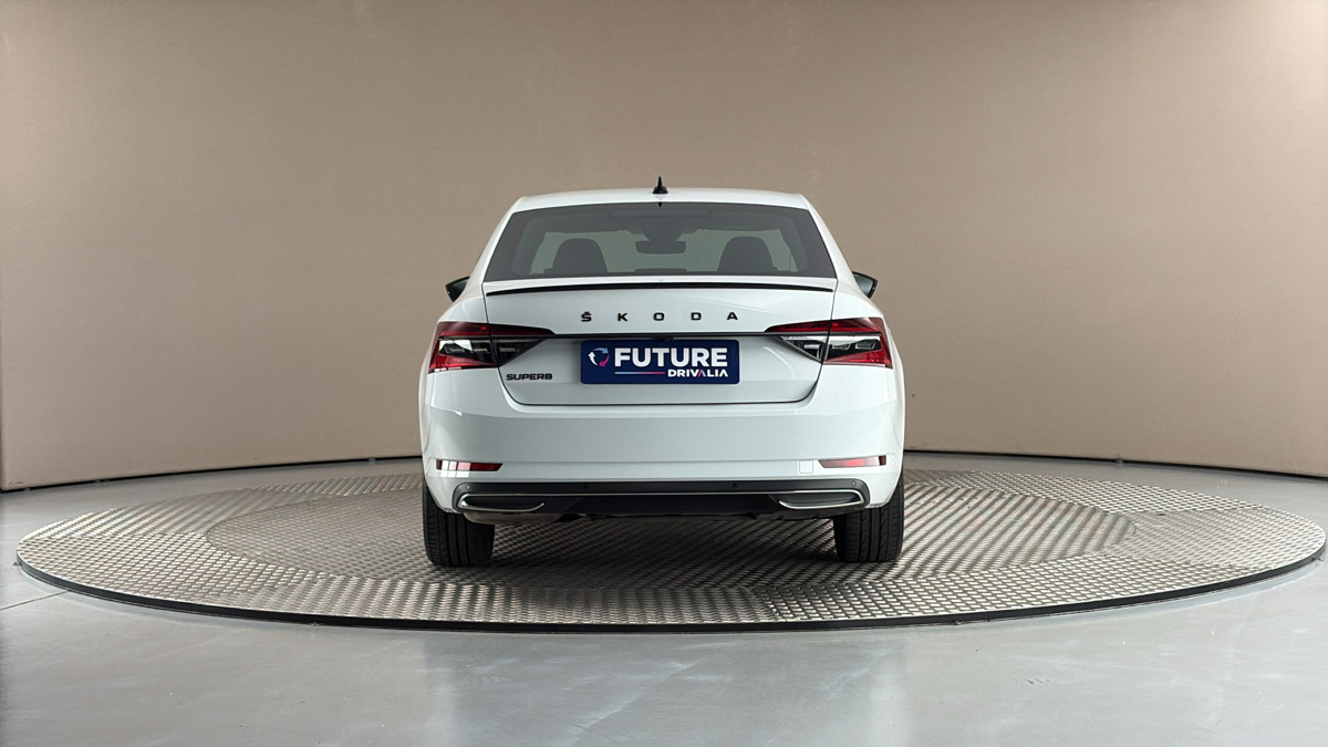 Škoda Superb - 5