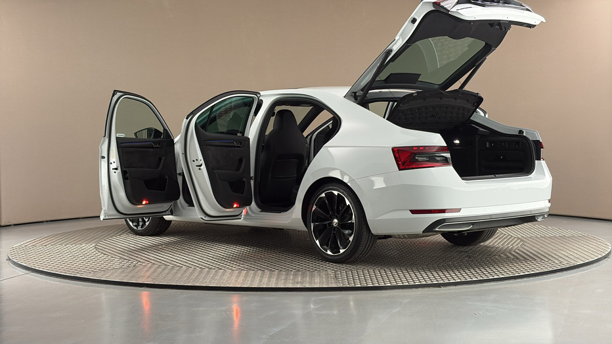 Škoda Superb - 7