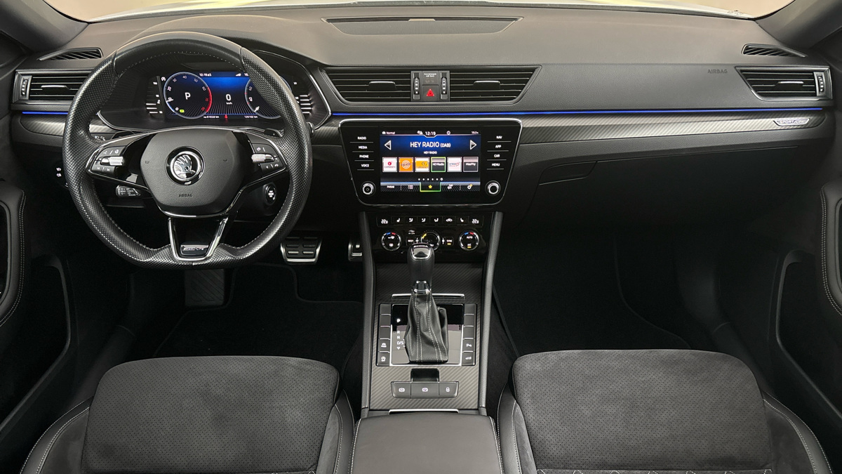 Škoda Superb - 8