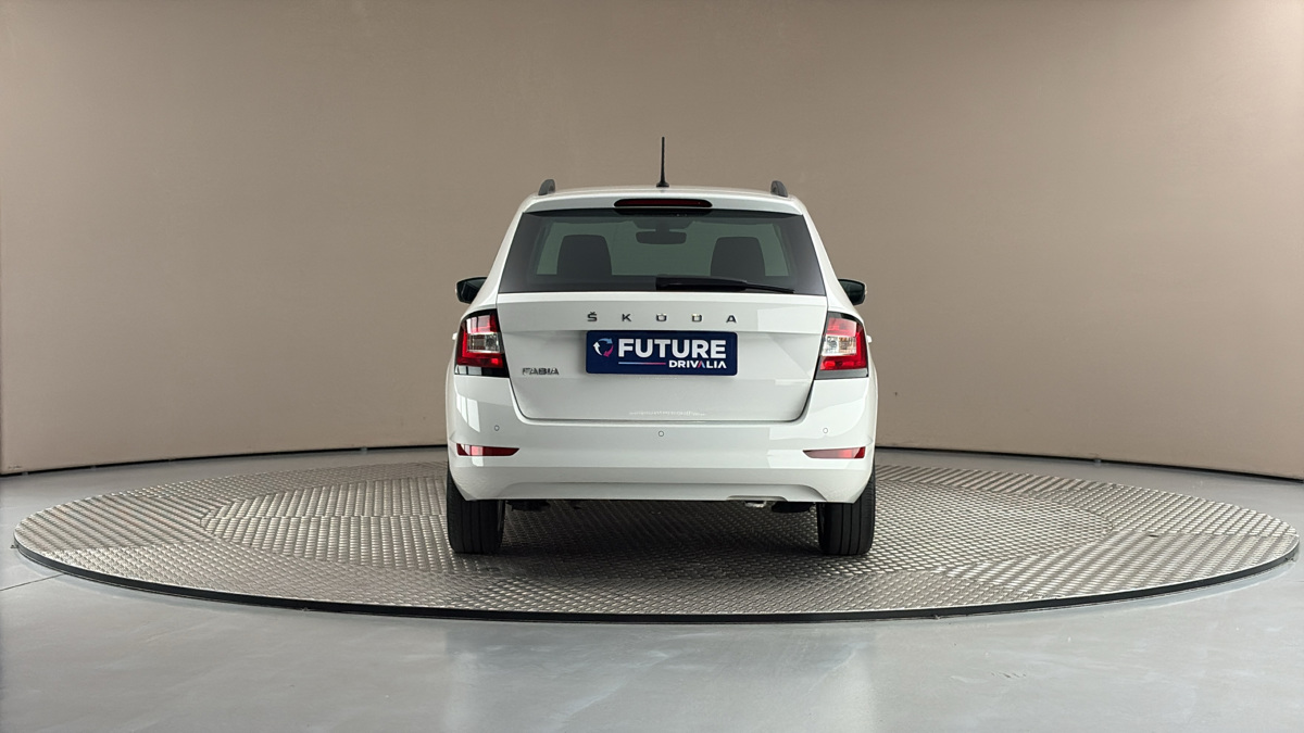 Škoda Fabia - 5