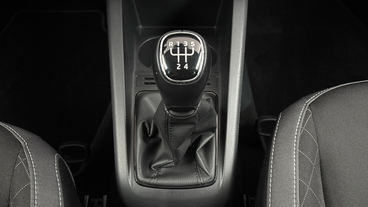 Škoda Fabia - 24