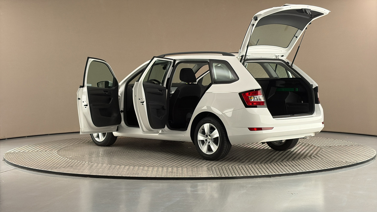 Škoda Fabia - 7