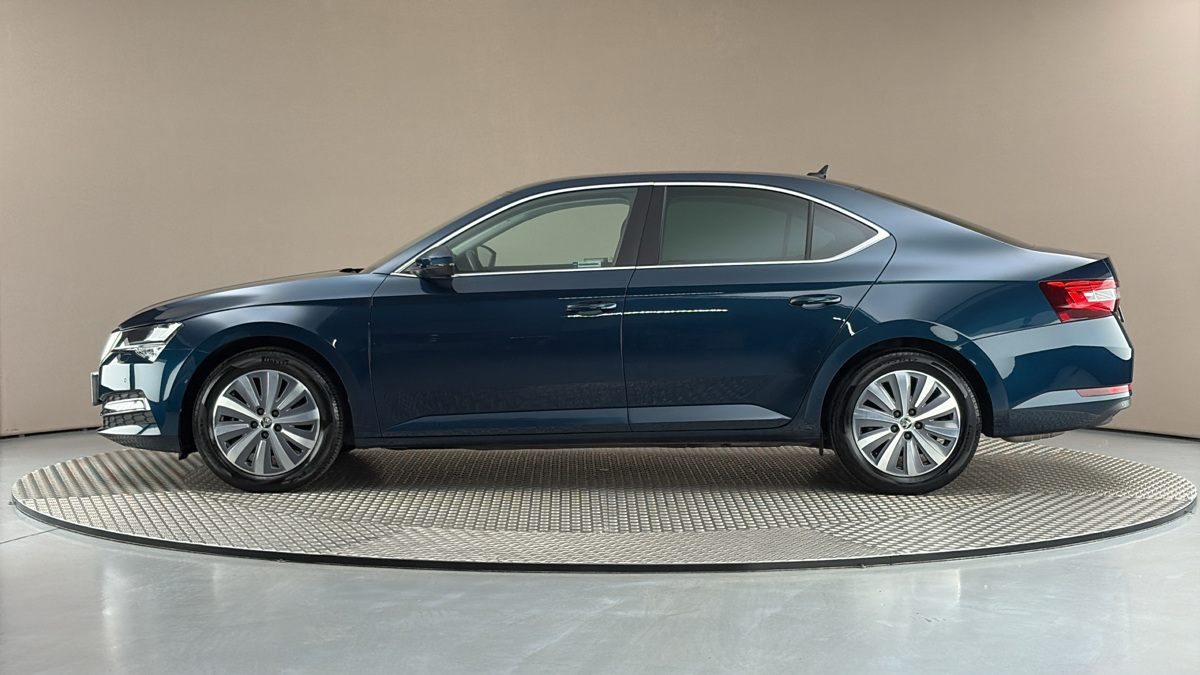 Škoda Superb - 4