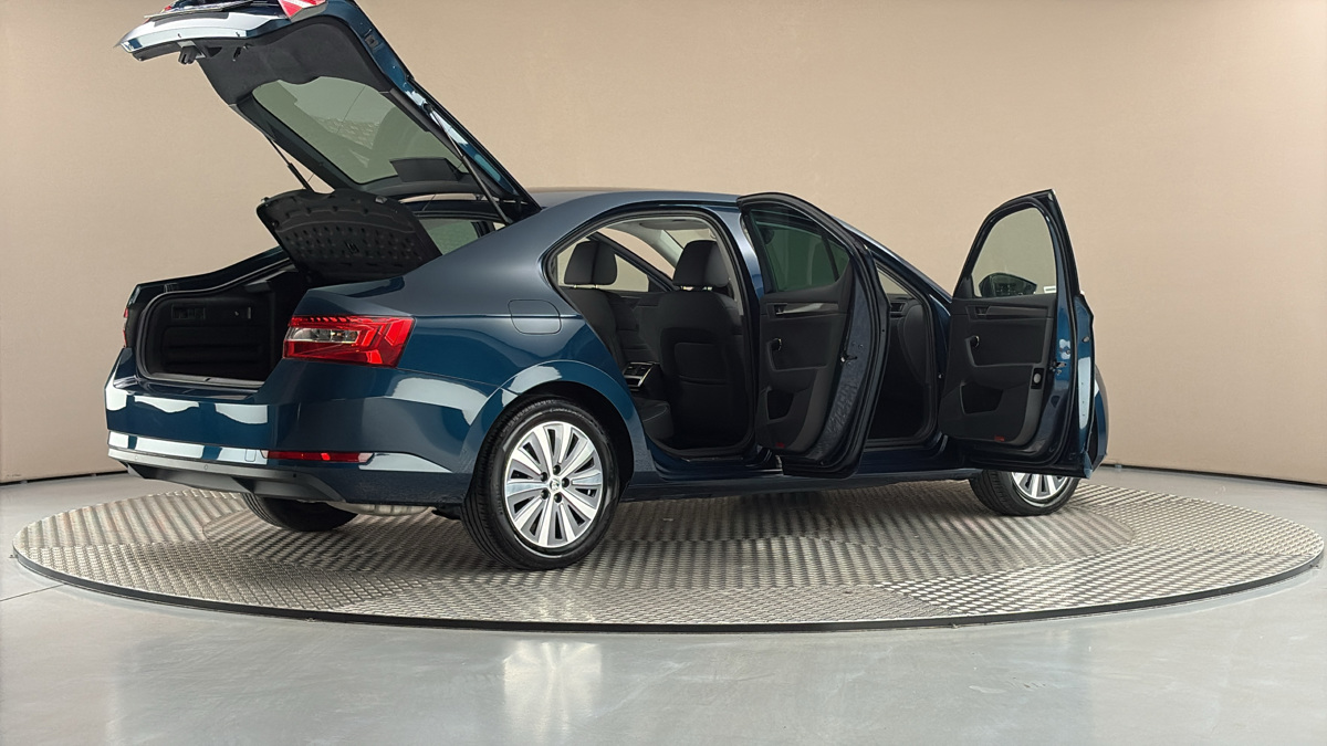 Škoda Superb - 6