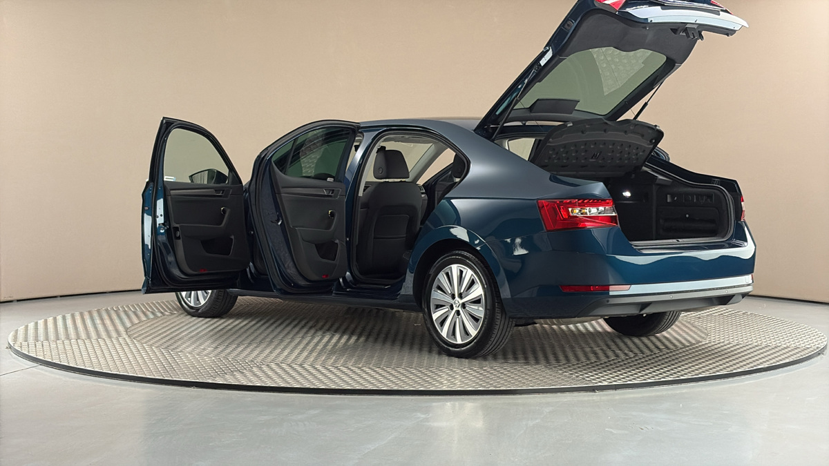 Škoda Superb - 7