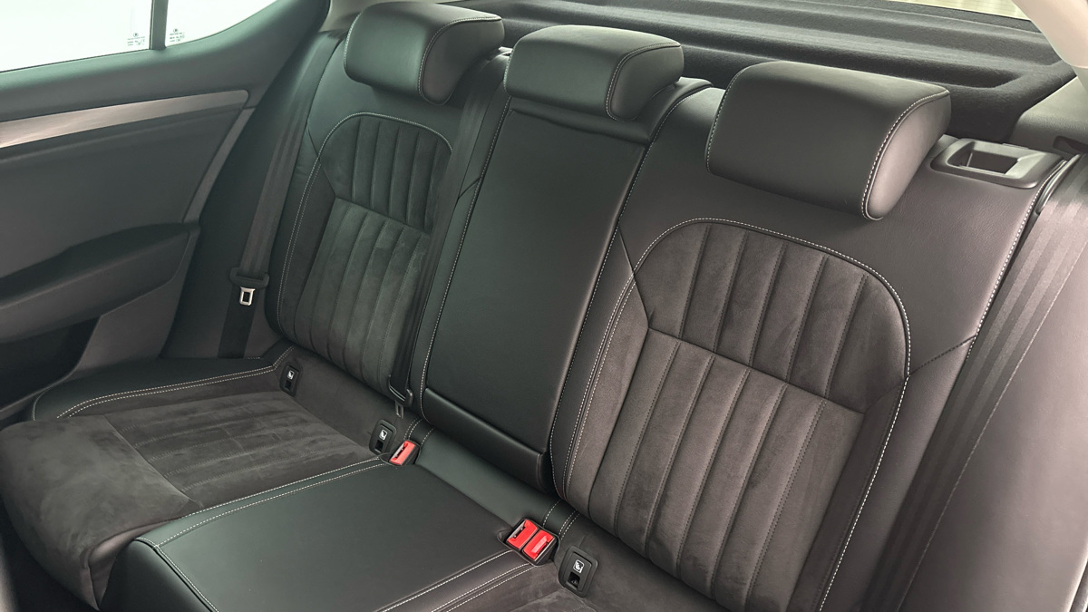 Škoda Superb - 16